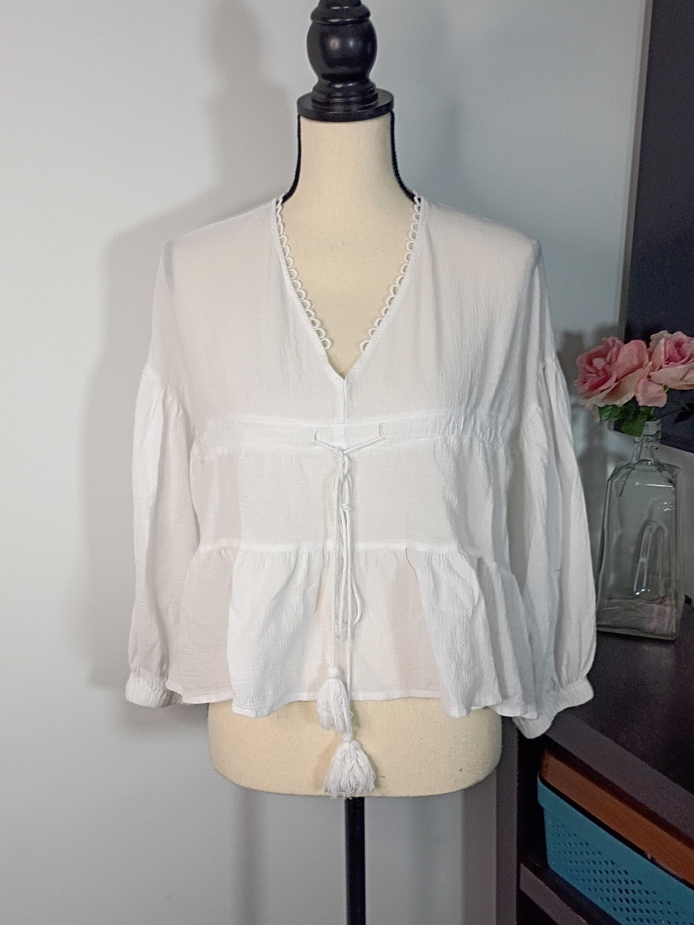 Women’s White Peasant Boho Tie-Front Tassels Blouse